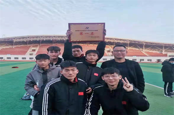 霍邱二中在县中学生田径运动会上斩获佳绩
