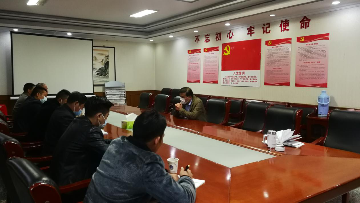 3月27日,县城管执法局局长,局党组书记张家松同志与我局7名选派帮扶