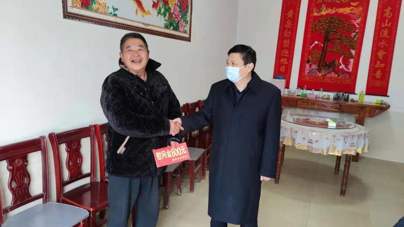 李家响开展2021年春节走访慰问活动