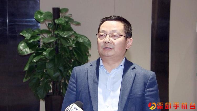 李煜就"以人民为中心的发展思想"专题学习教育接受市广电台专访_霍邱