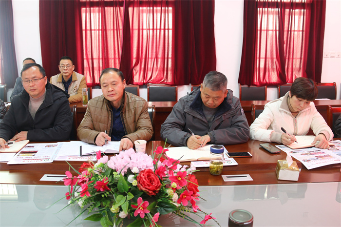 霍邱二中集团办学常交流凝心聚智谋发展