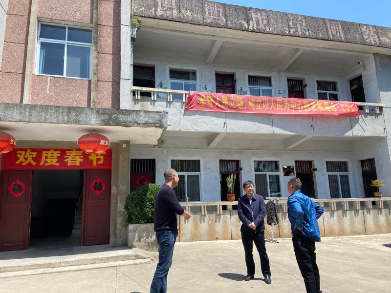 沈勇开展巡林和防溺水安全督导工作