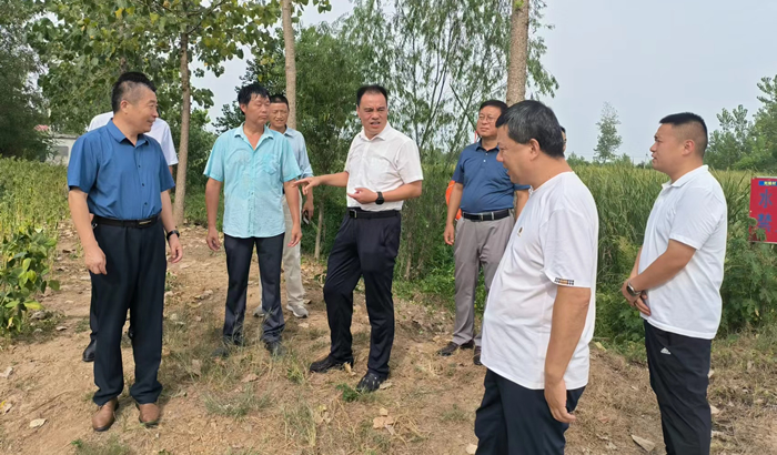 韦能武调研指导抗旱工作