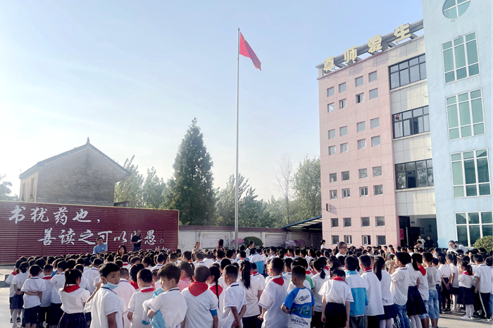 河口镇中心小学:慈善一日捐 真情满校园