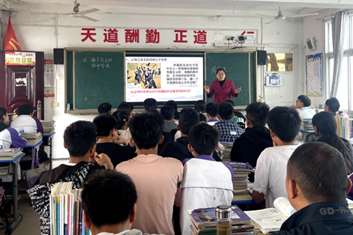 岔路镇中心学校:开展片区教研 提升教学技法_霍邱县人民政府