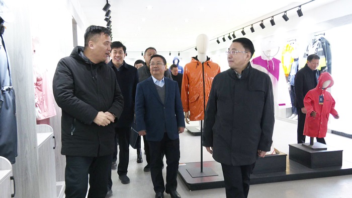 方旭来我县调研乡村振兴对口帮扶工作