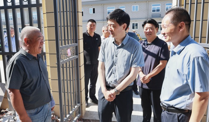 霍绍斌督导调研行蓄洪区居民迁建工作