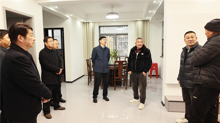 霍绍斌调研行蓄洪区居民迁建安置工作